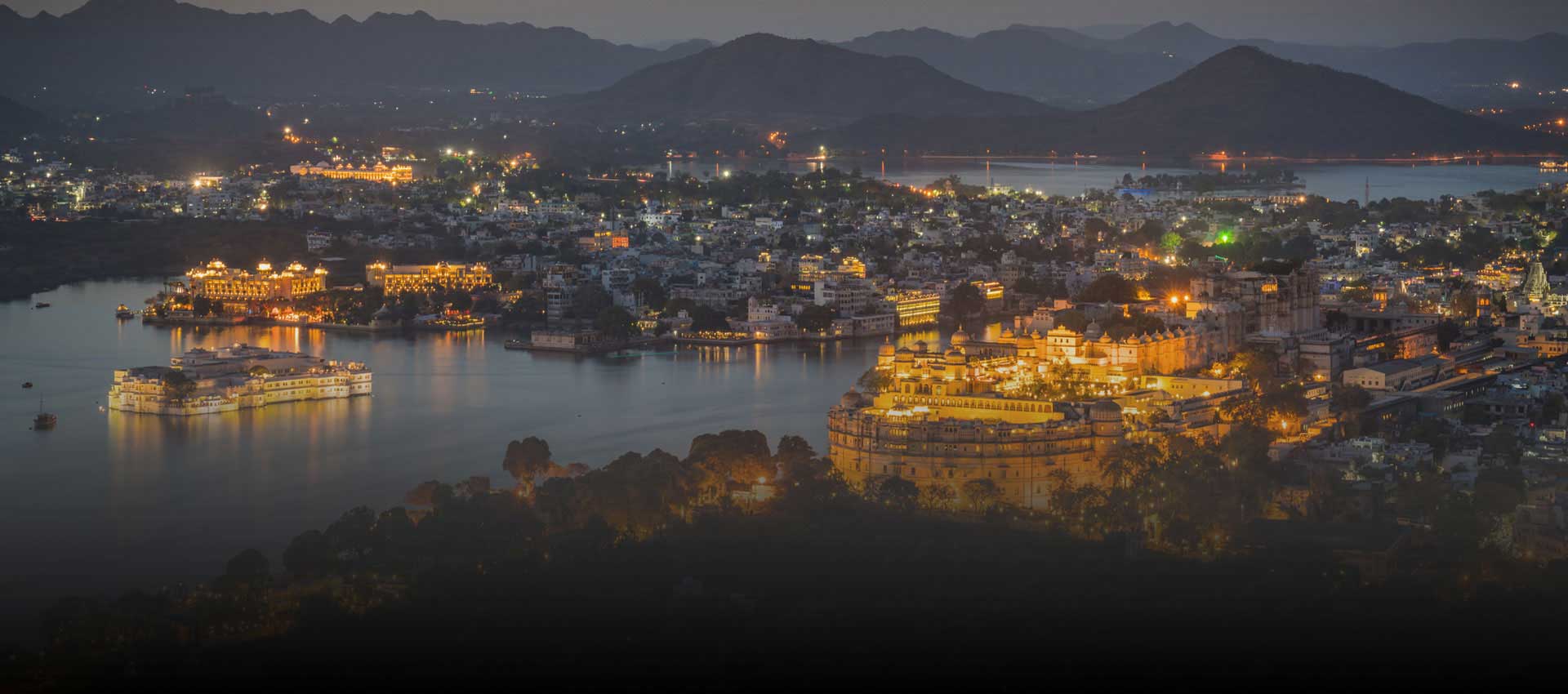 Udaipur Meera Taxi Service